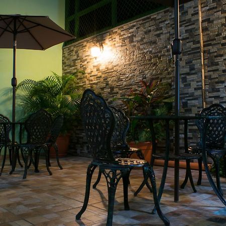 Hostal De Asturias Сан-Сальвадор Экстерьер фото