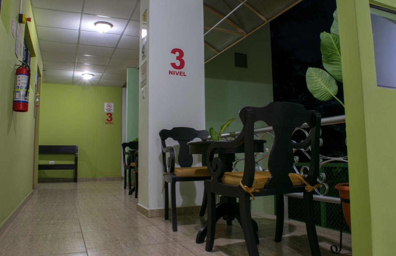 Hostal De Asturias Сан-Сальвадор Экстерьер фото